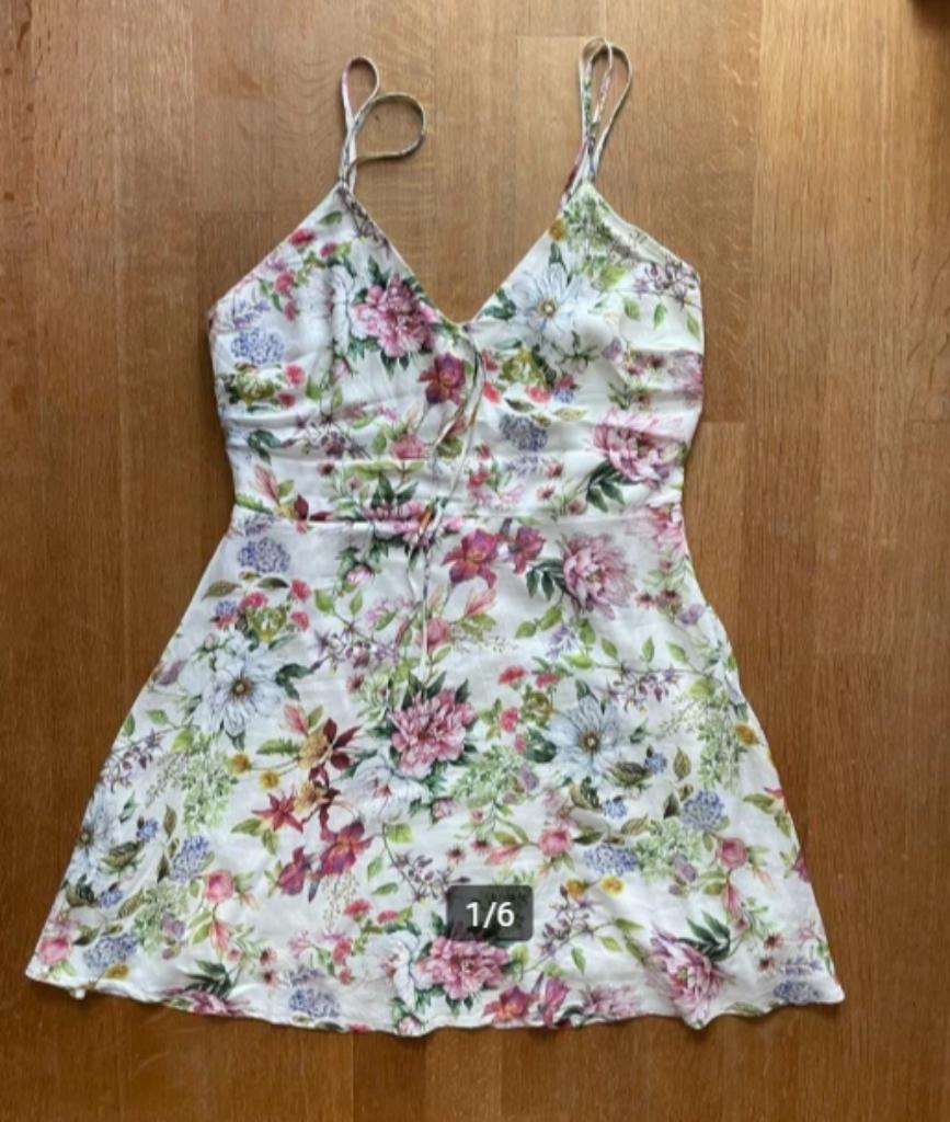 robe d'été amincissante taille 42, Enlèvement ou Envoi, Comme neuf, Taille 42/44 (L)