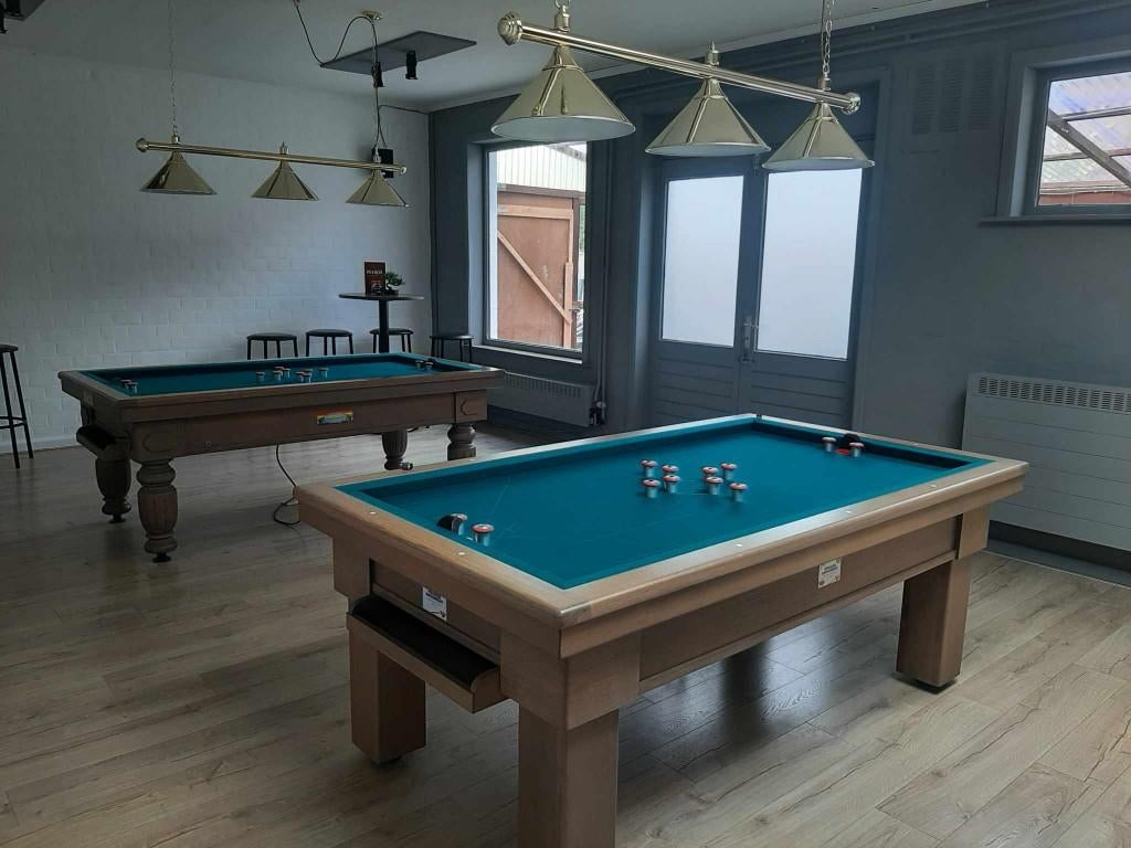 Allerlei biljarts., Enlèvement ou Envoi, Comme neuf, Table de billard