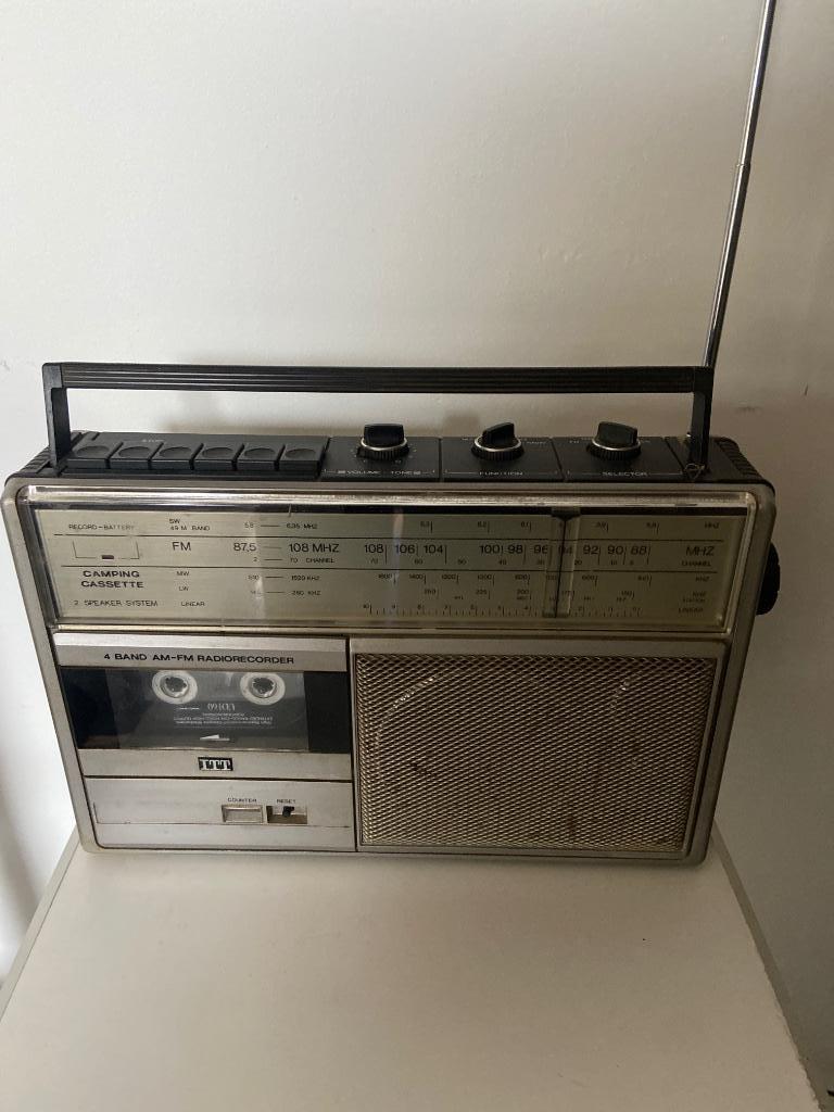 Radio ITT, Ophalen, Radio