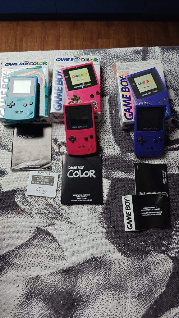 Gameboy color consoles met games, Consoles de jeu & Jeux vidéo, Enlèvement ou Envoi, Comme neuf, Game Boy Color, Avec jeux