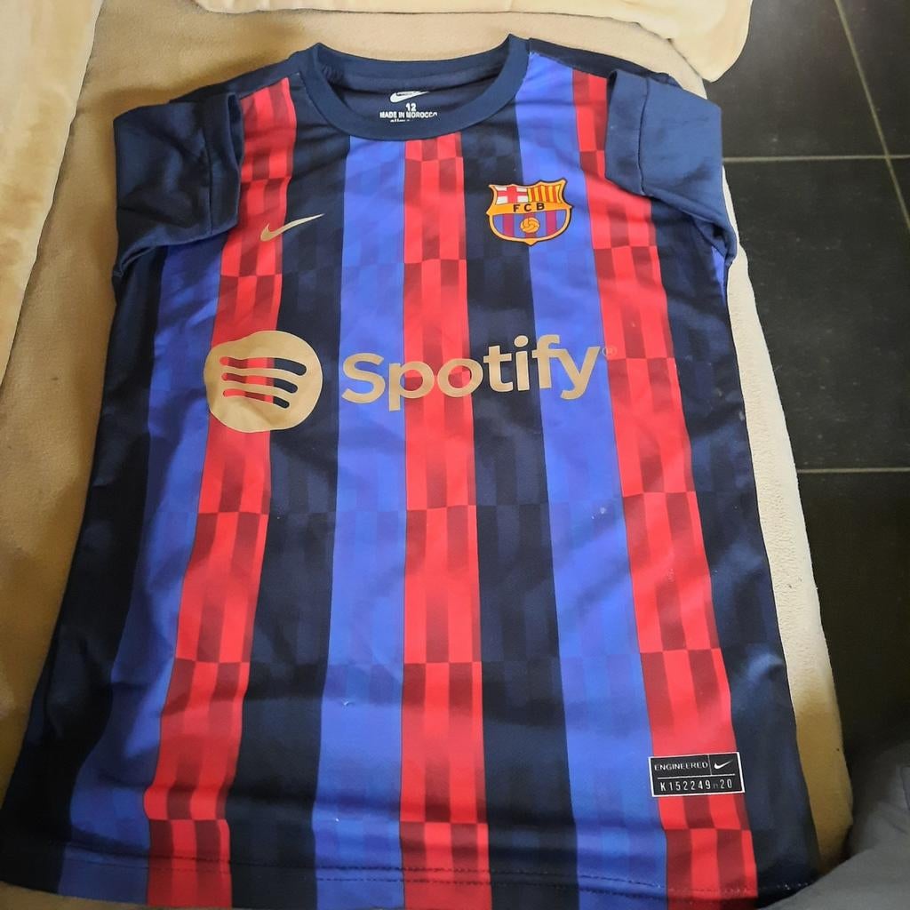 Maillot de Barcelone, 12 ans, B.Moussa., Enlèvement ou Envoi