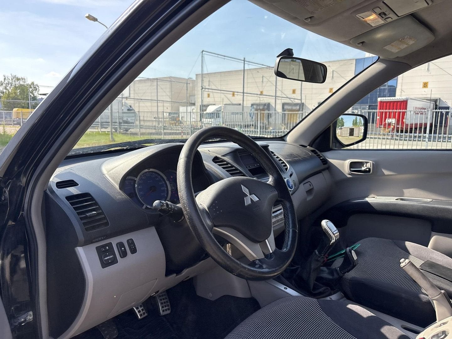 Mitsubishi L200 2.5 DI-D Double Cab Invite | Climate | Trekh, Autos, Mitsubishi, Achat, Alarme, Entreprise, Boîte manuelle