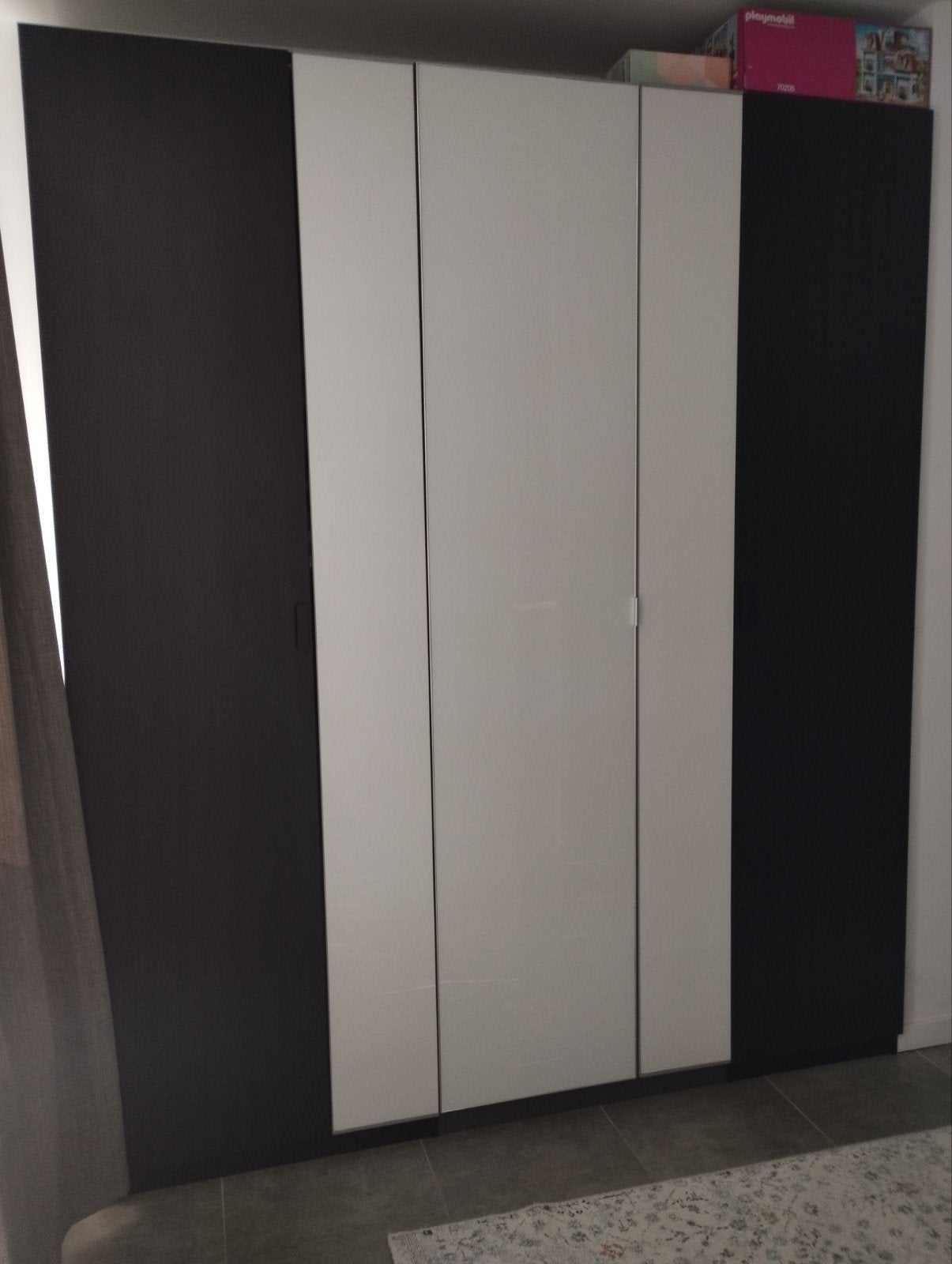 Grote kleerkast IKEA Pax, Huis en Inrichting, Kasten | Roldeurkasten en Archiefkasten, Ophalen