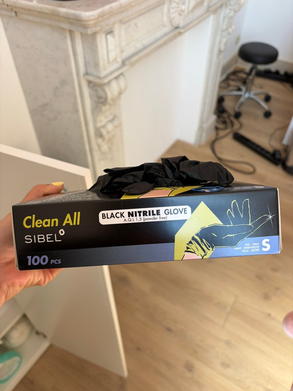 Gants en nitrile noir taille S, Enlèvement