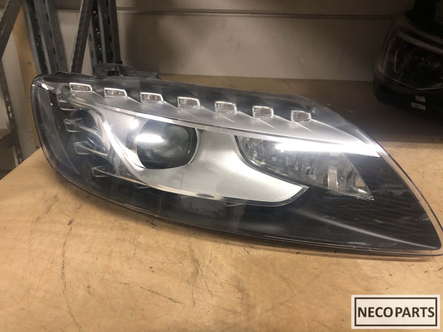 Audi Q7 xenon led koplamp 4L0941004AD rechts, Gebruikt, -, -, -