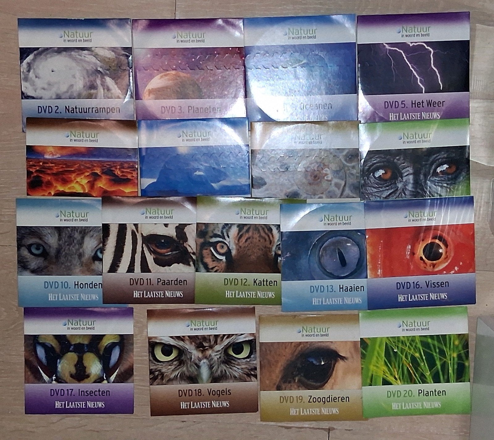 17 dvd's Natuur in woord en beeld (nieuw), CD & DVD, DVD | Documentaires & Films pédagogiques, Enlèvement ou Envoi, Tous les âges