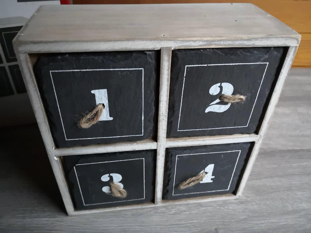 Mini Houten Ladekast met 4 Laden, Ophalen