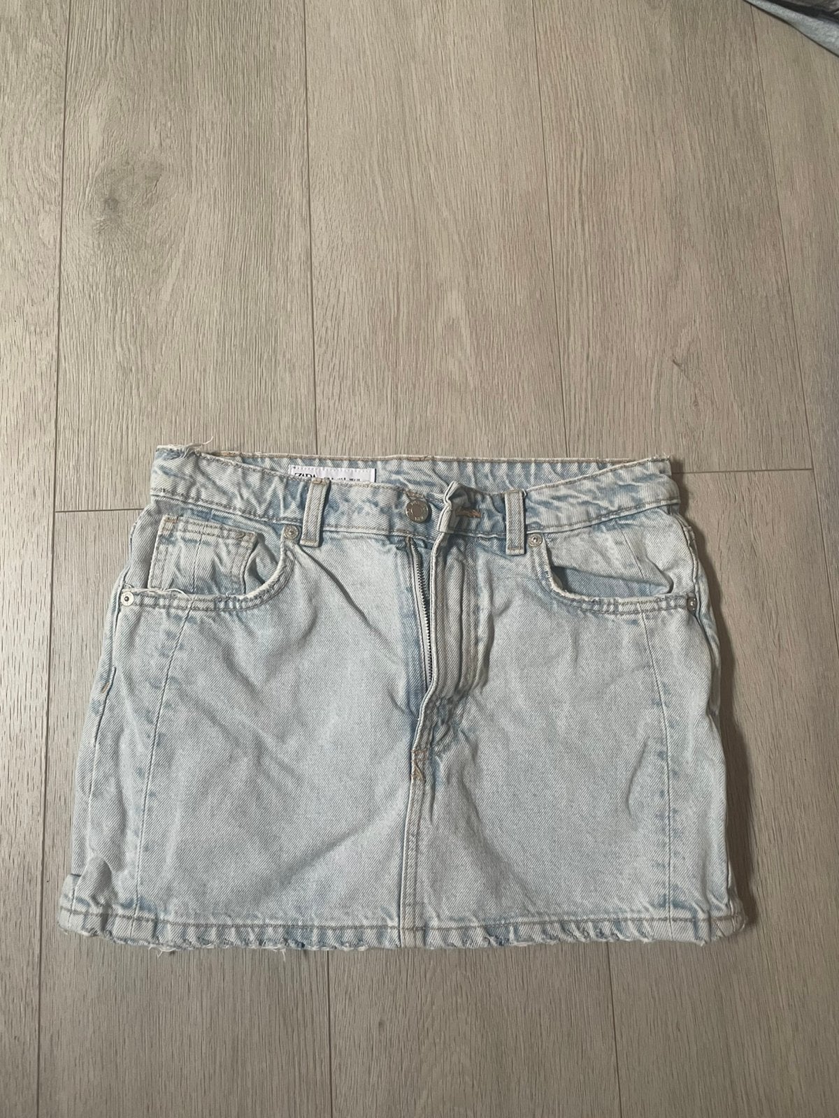 Zara jeansrok lichtblauw – maat S, Kleding | Dames, Rokken, Ophalen of Verzenden, Zo goed als nieuw