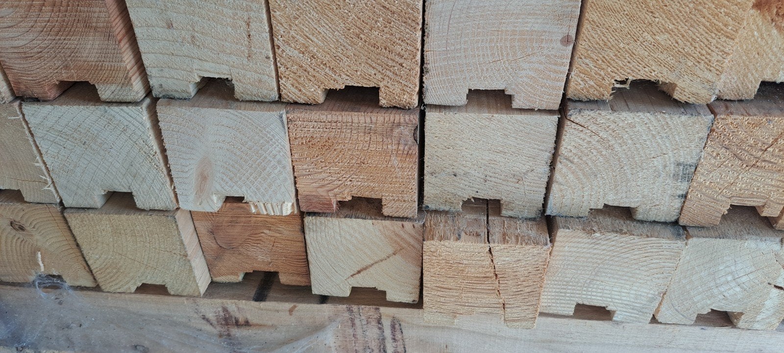 100 tal grenen balken 1,50 m, Tuin en Terras, Ophalen, Gebruikt, Minder dan 180 cm, Balken