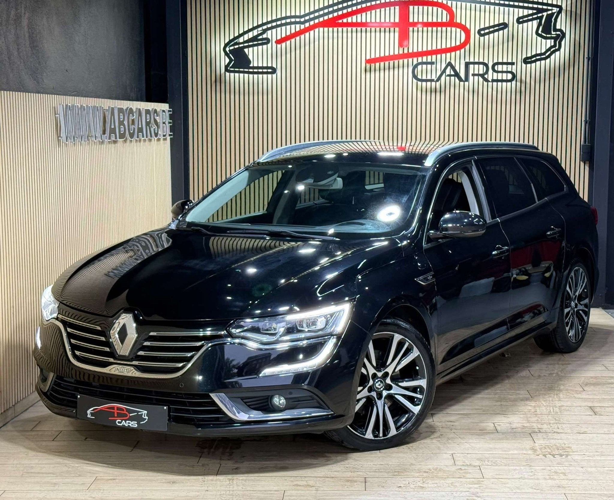 Renault Talisman SW 1.6 dCi Energy Initiale Paris EDC * GARA, Auto's, Automaat, Gebruikt, 4 cilinders, Zwart