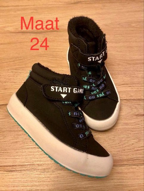Kinderschoenen maat 24, Ophalen, Zo goed als nieuw