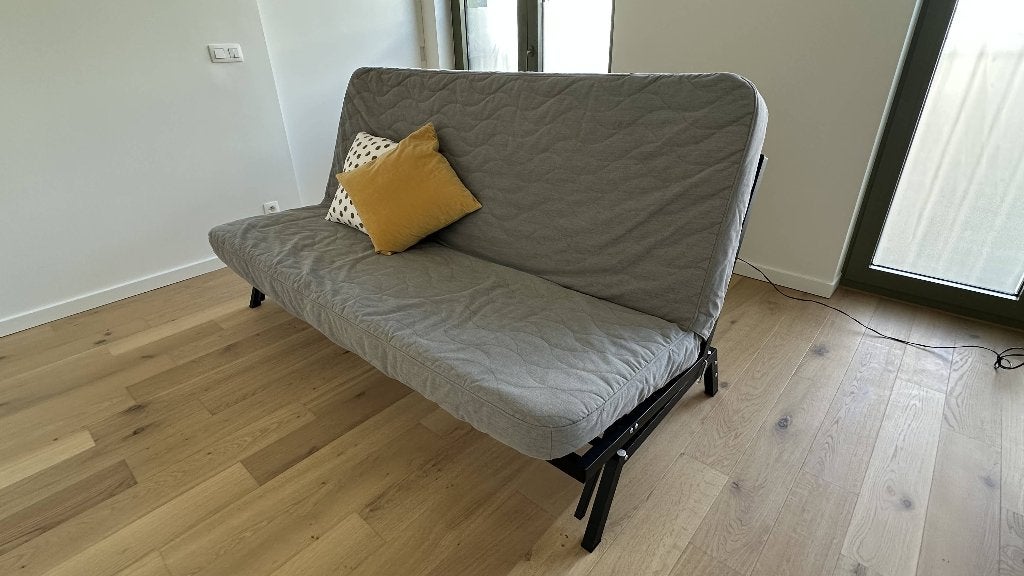 IKEA sofabed / slaapbank, Ophalen, Zo goed als nieuw, Tweepersoons, Zwart