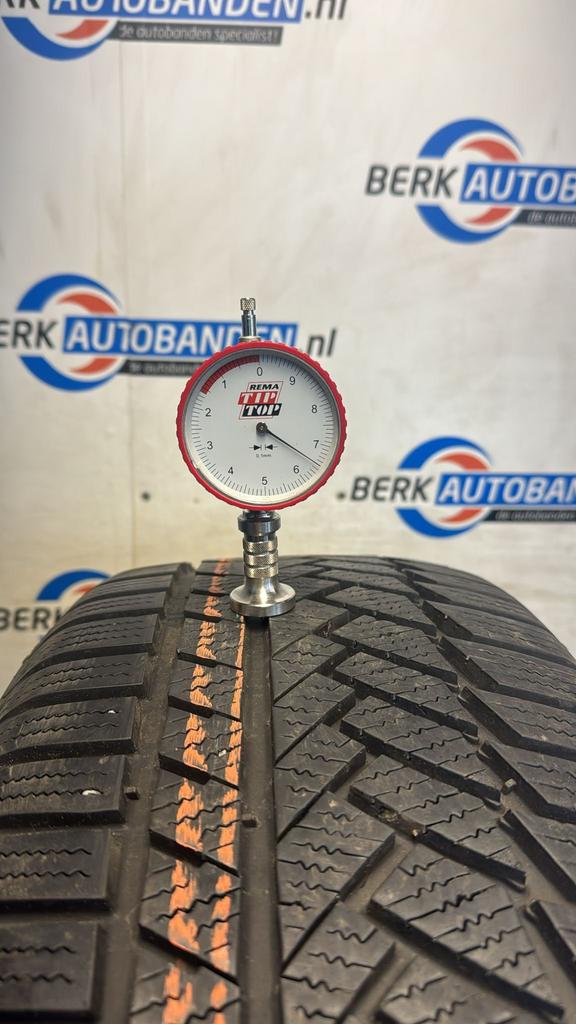 2x Continental WinterContact TS850P 235/55 R18 100H 235/55/1, Auto-onderdelen, Banden en Velgen, 18 inch, Gebruikt, -, -