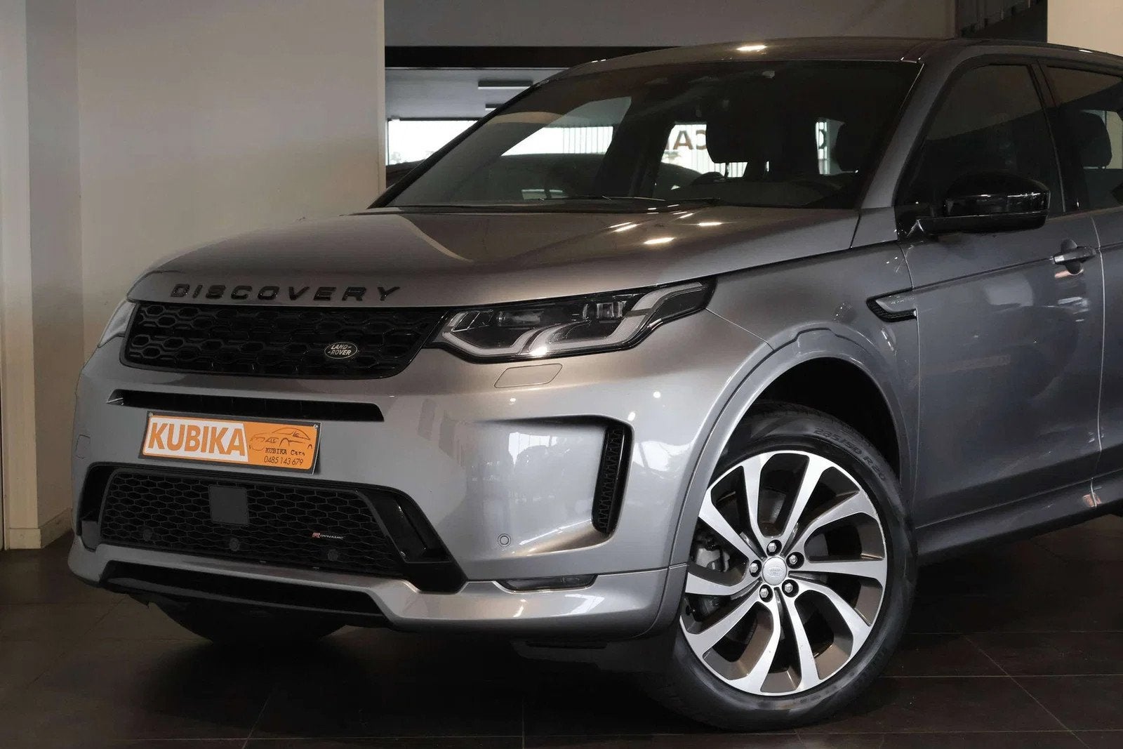 Land Rover Discovery Sport PHEV 1.5 Turbo 4WD P300e BTW* Cam, Autos, Cuir, Argent ou Gris, Euro 6, Entreprise