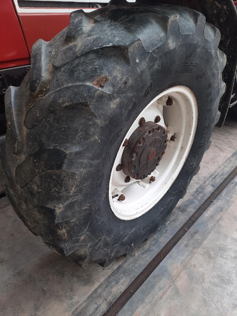 2 Pneus 380/85R24 FIRESTONE, Articles professionnels, Enlèvement