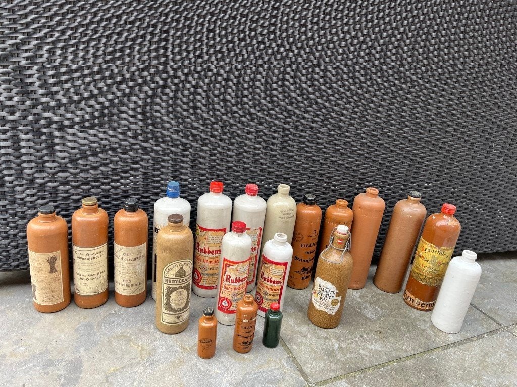 Collectie jeneverflessen - uit te kiezen - stenen flessen, Ophalen