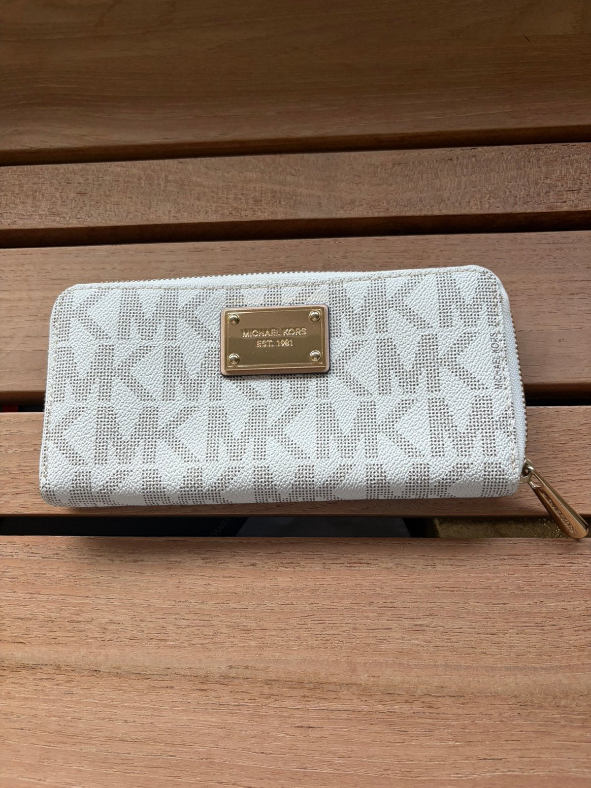 Michael Kors portemonnee, Handtassen en Accessoires, Ophalen, Nieuw, Wit