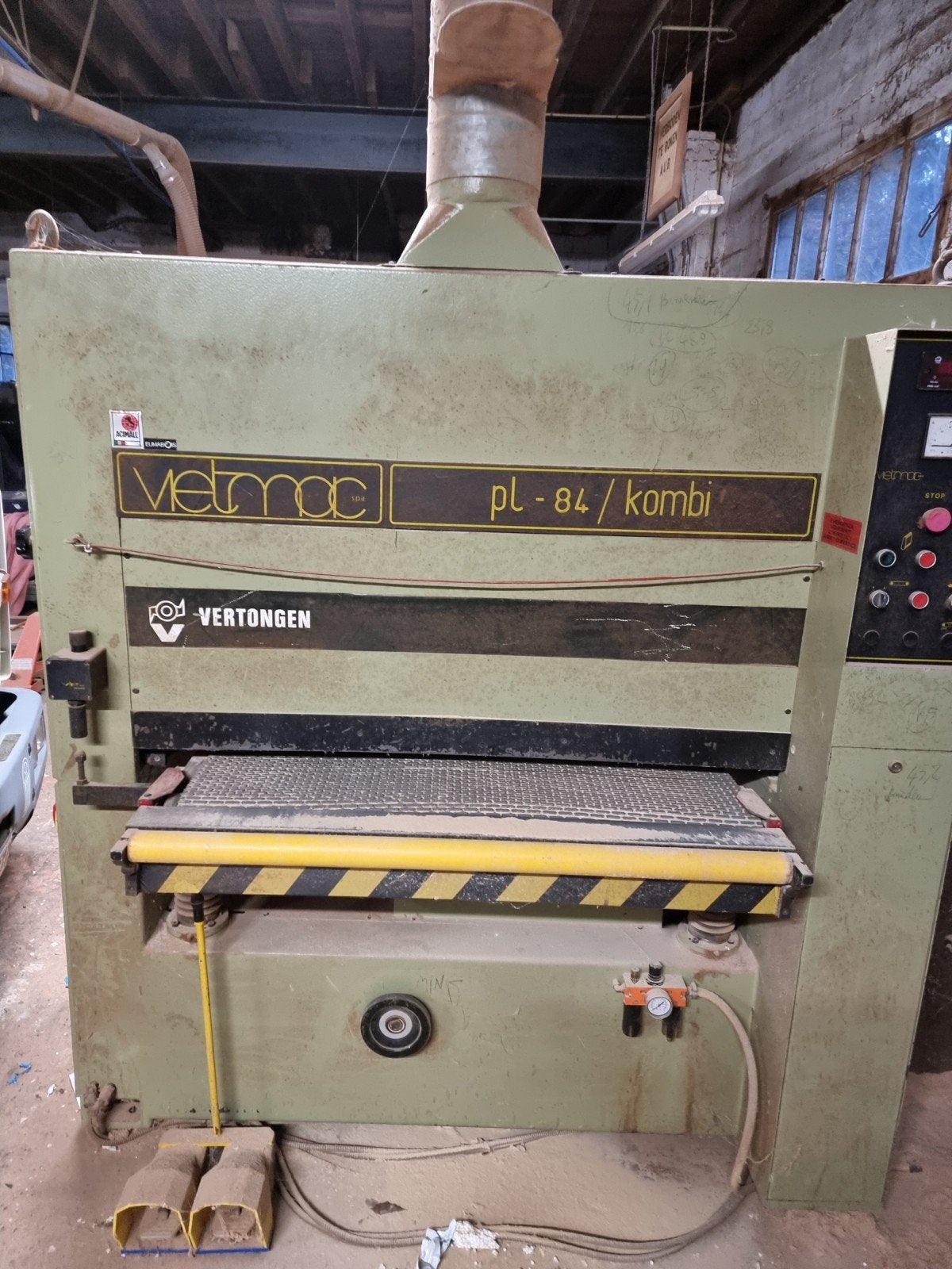 vandikte schuurmachine, Ophalen