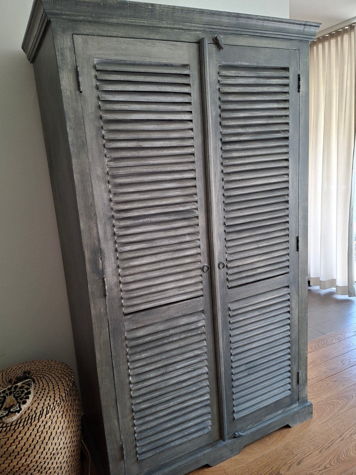 Vintage Louvre kast 200x115x60 cm, Ophalen