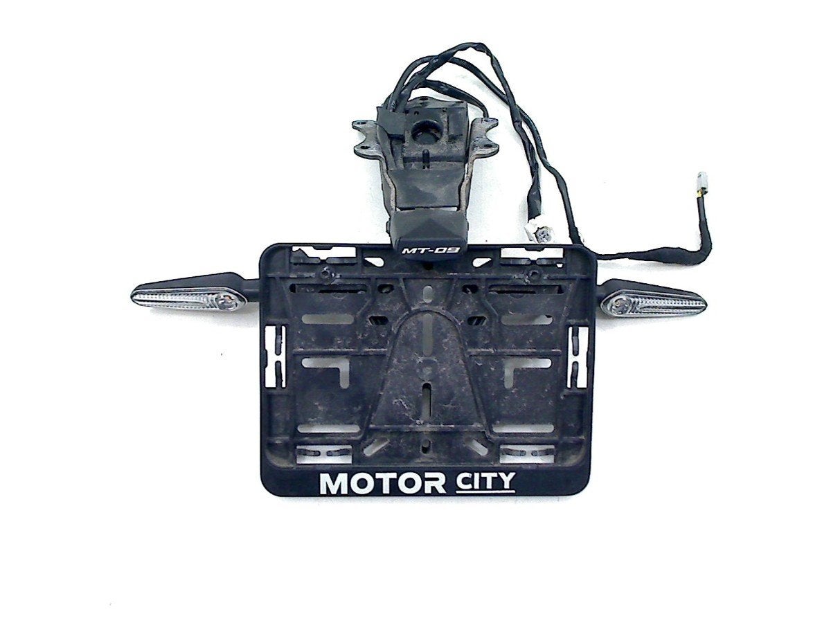 KENTEKENPLAAT HOUDER Yamaha MT 09 2021-2023 (MT09 B7N), Motoren, Dhr. S. di Majo, Gebruikt, Info@cama-motorparts.nl, P.J. Troelstraweg 8 8
3144 CX  MAASSLUIS, NL