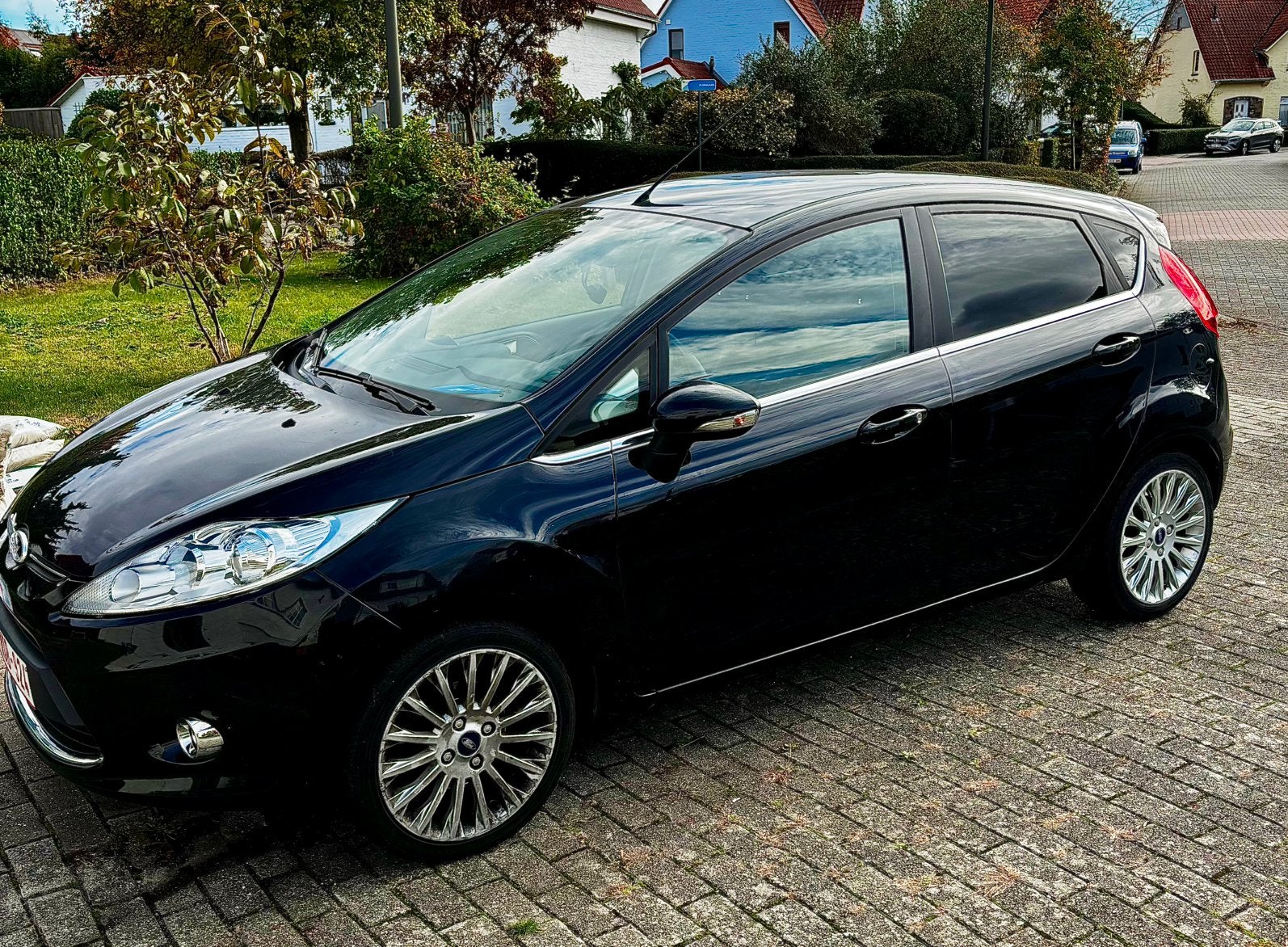 Ford Fiesta 1.25i 60 CV - Pack Titanium, Euro 5, Achat, Boîte manuelle, Entretenue par le concessionnaire