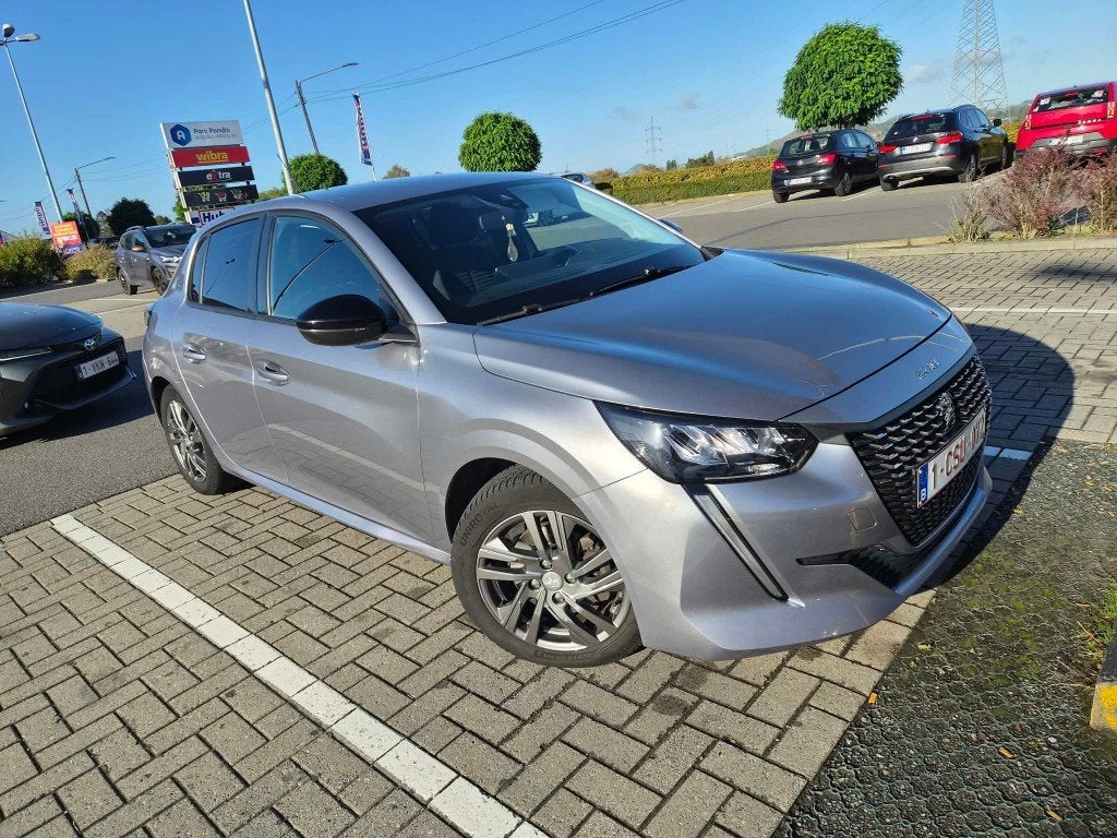 Peugeot 208 Style 1499 cm3 Diesel, Autos, Argent ou Gris, Achat, Boîte manuelle, Entretenue par le concessionnaire