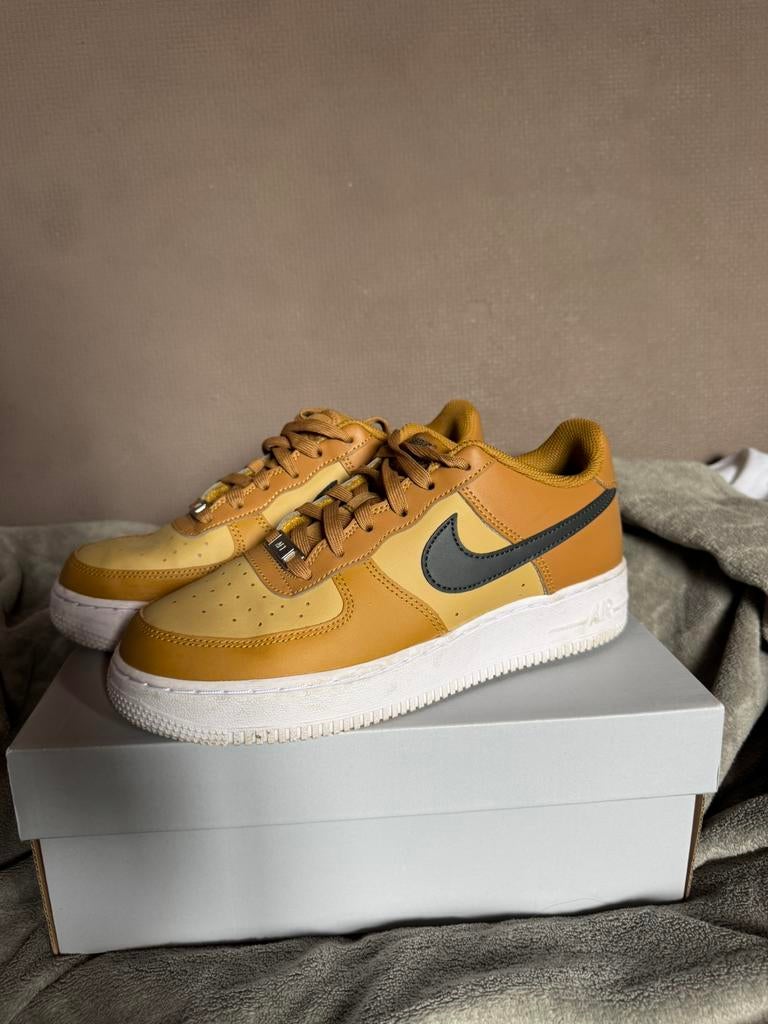Nike Air Force 1 - 38,5, Ophalen of Verzenden, Zo goed als nieuw