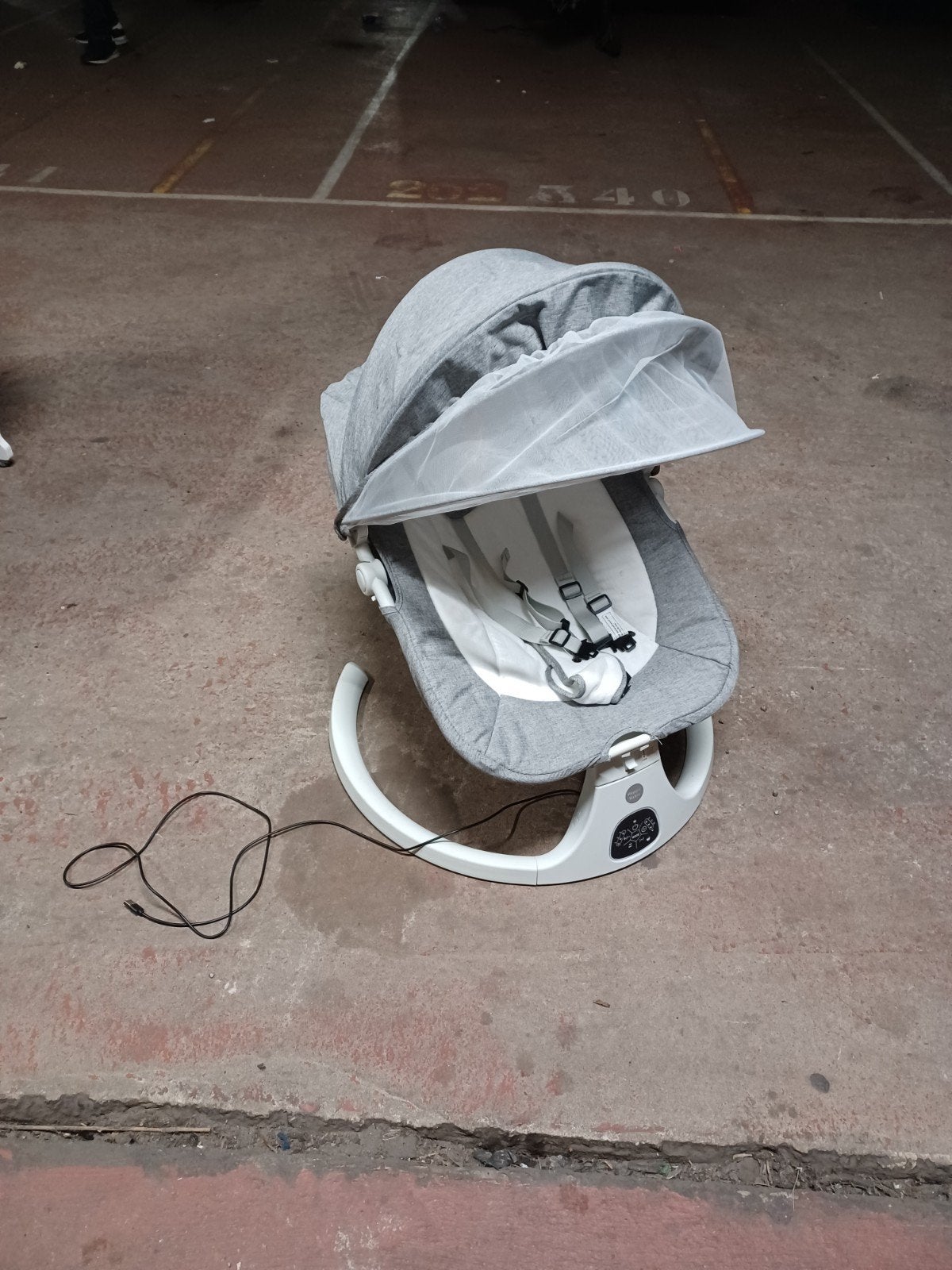 Baby swing en Baby bed, Kinderen en Baby's, Ophalen, Zo goed als nieuw