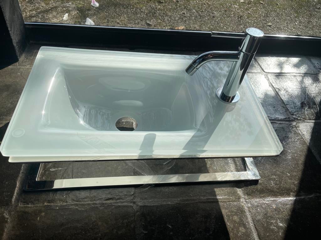 Kleine wastafel, Doe-het-zelf en Bouw, Ophalen, Nieuw, Glas, Wastafel