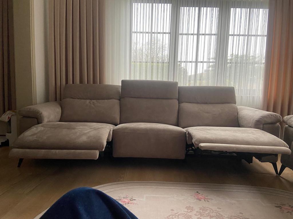 Canape beige, Enlèvement
