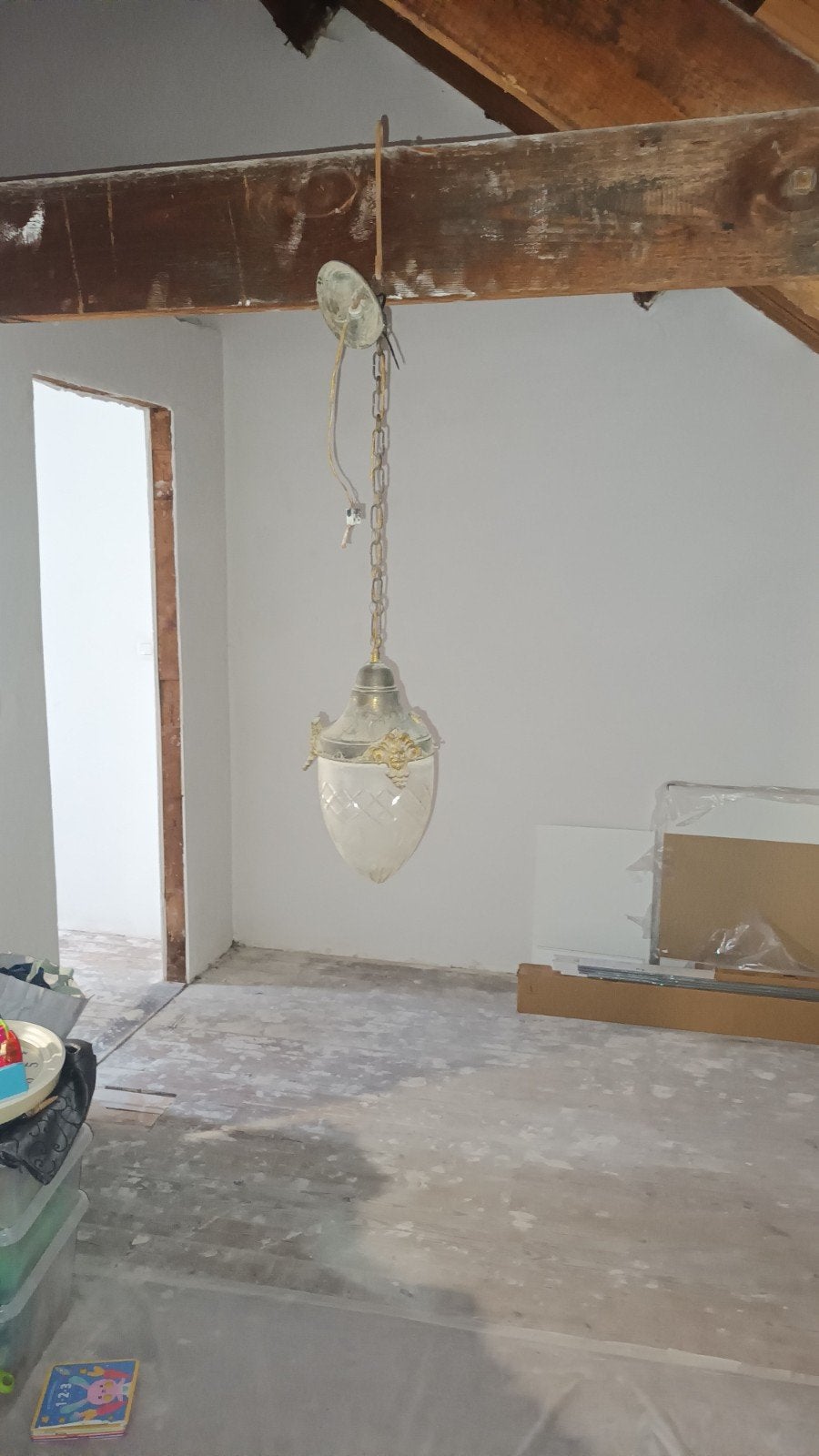 antieke hanglamp, Enlèvement
