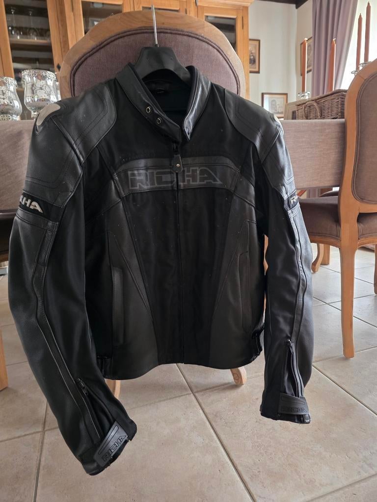 Gilet de moto en cuir Richa taille 54, Enlèvement