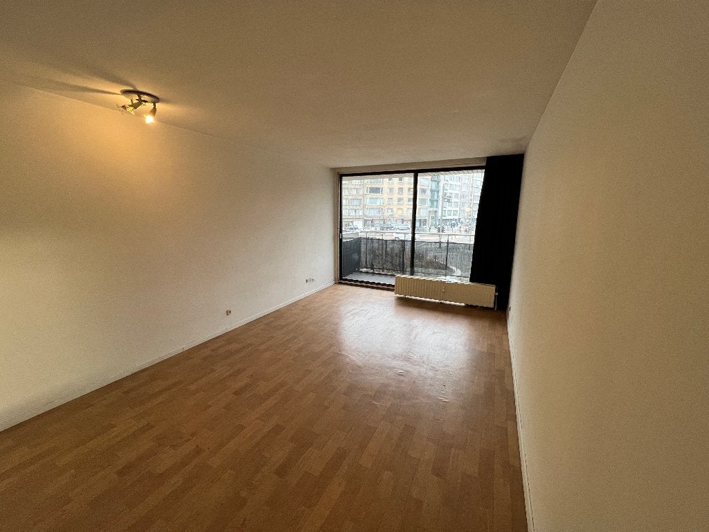Instapklare studio van 37 m² met balkon –Stadspark Antwerpen, Immo, 35 à 50 m², Anvers (ville)