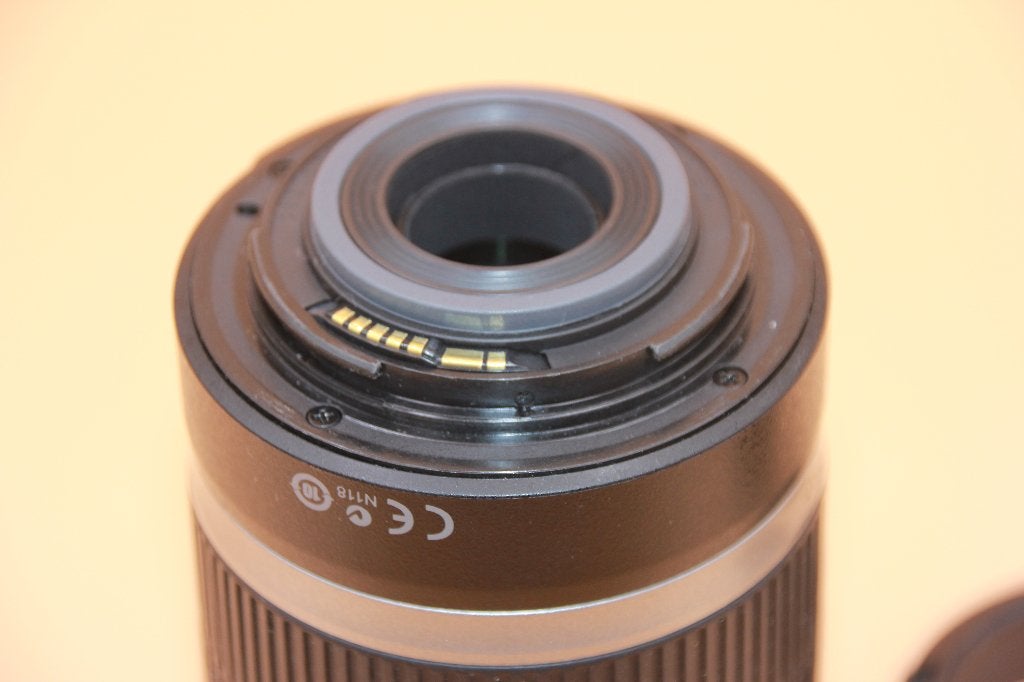 CANON EFS 55-250/4-5.6 IS, TV, Hi-fi & Vidéo, Enlèvement ou Envoi, Utilisé, Reflex miroir, Canon