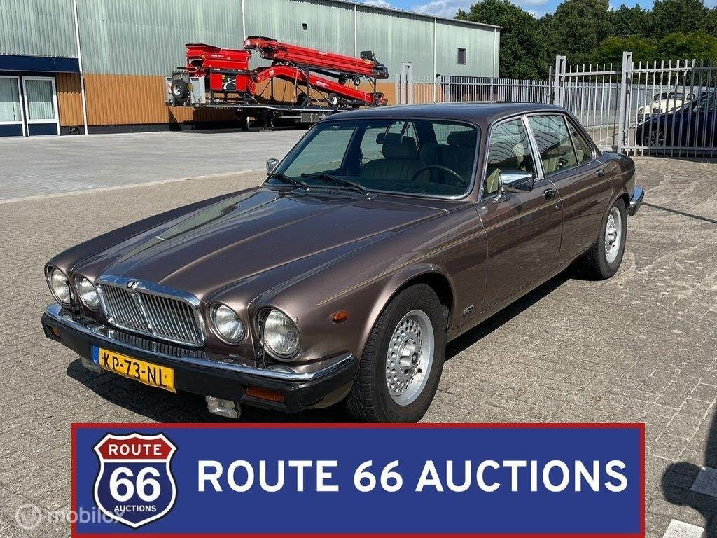 Jaguar XJ12 Series III Sovereign HE | 1984 | Route 66 Auctio, Auto's, Zwart, Bedrijf, Handgeschakeld, Overige carrosserie