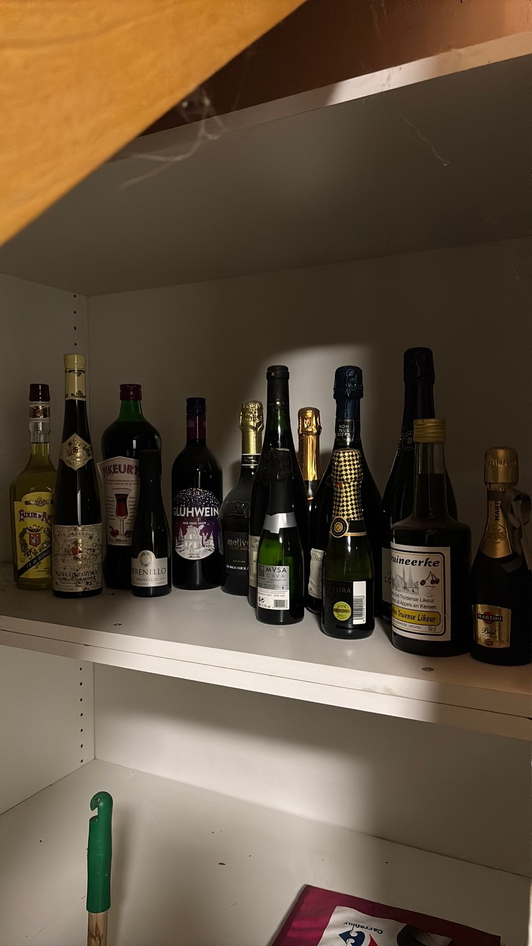 Sterke dranken, Ophalen, Zo goed als nieuw, Vol