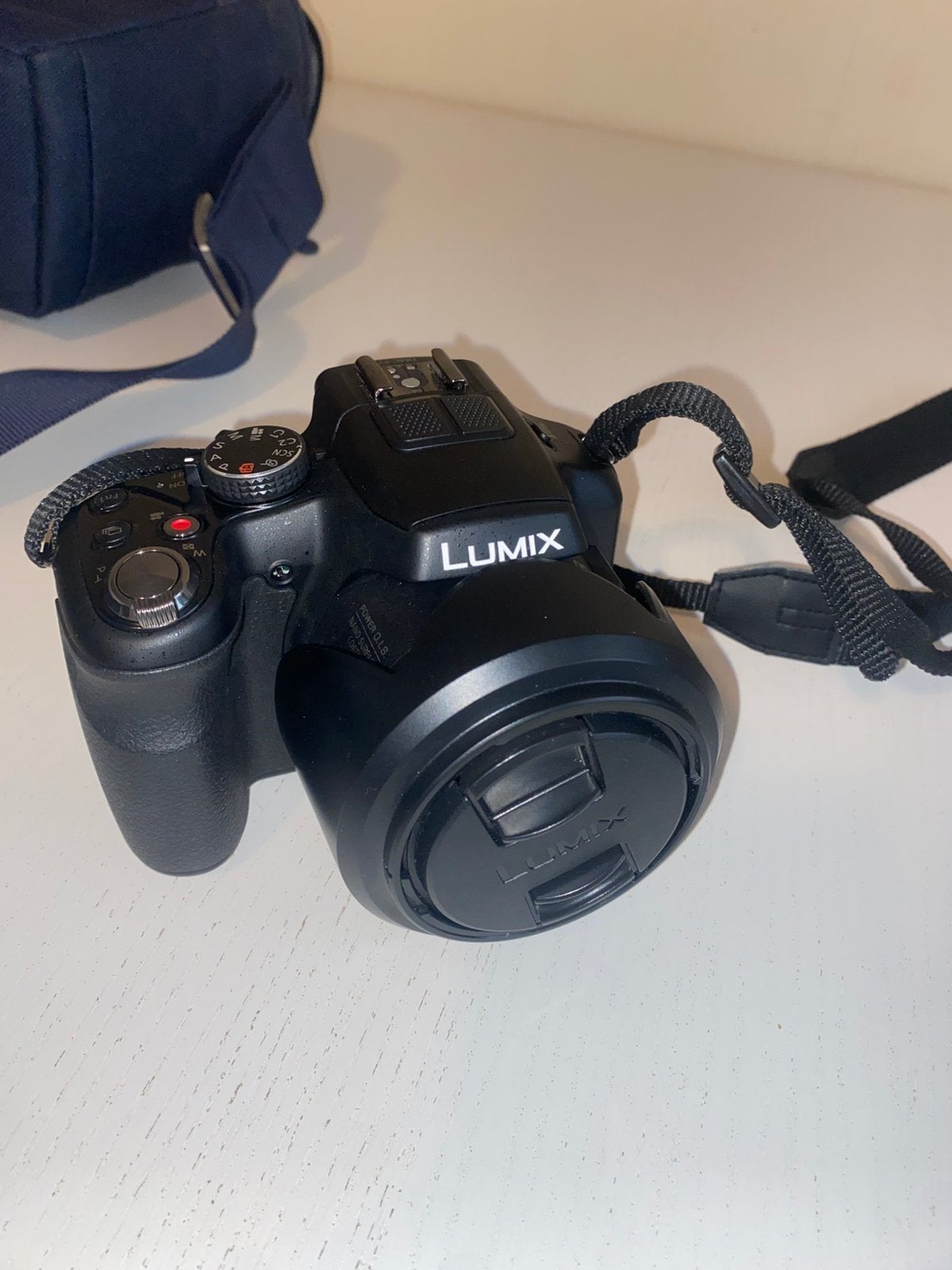 Panasonic lumix DMC-FZ200, Audio, Tv en Foto, Ophalen, Zo goed als nieuw, Panasonic