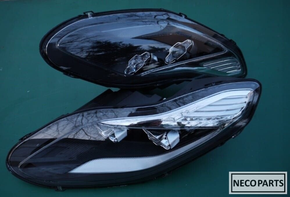 ASTON MARTIN DB 11 KOPLAMP, Gebruikt, Overige automerken, -, Ophalen of Verzenden