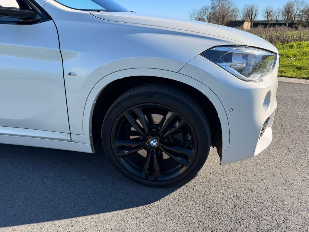 BMW X1 X1 2.0iAS xDrive25, Auto's, 4 cilinders, Leder, 5 zetels, Particulier
