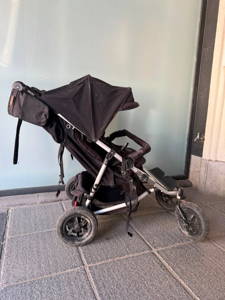 Double-poussette Mountain Buggy Duet, Kinderen en Baby's, Kinderwagens en Combinaties, Ophalen, Gebruikt, Kinderwagen, Overige merken