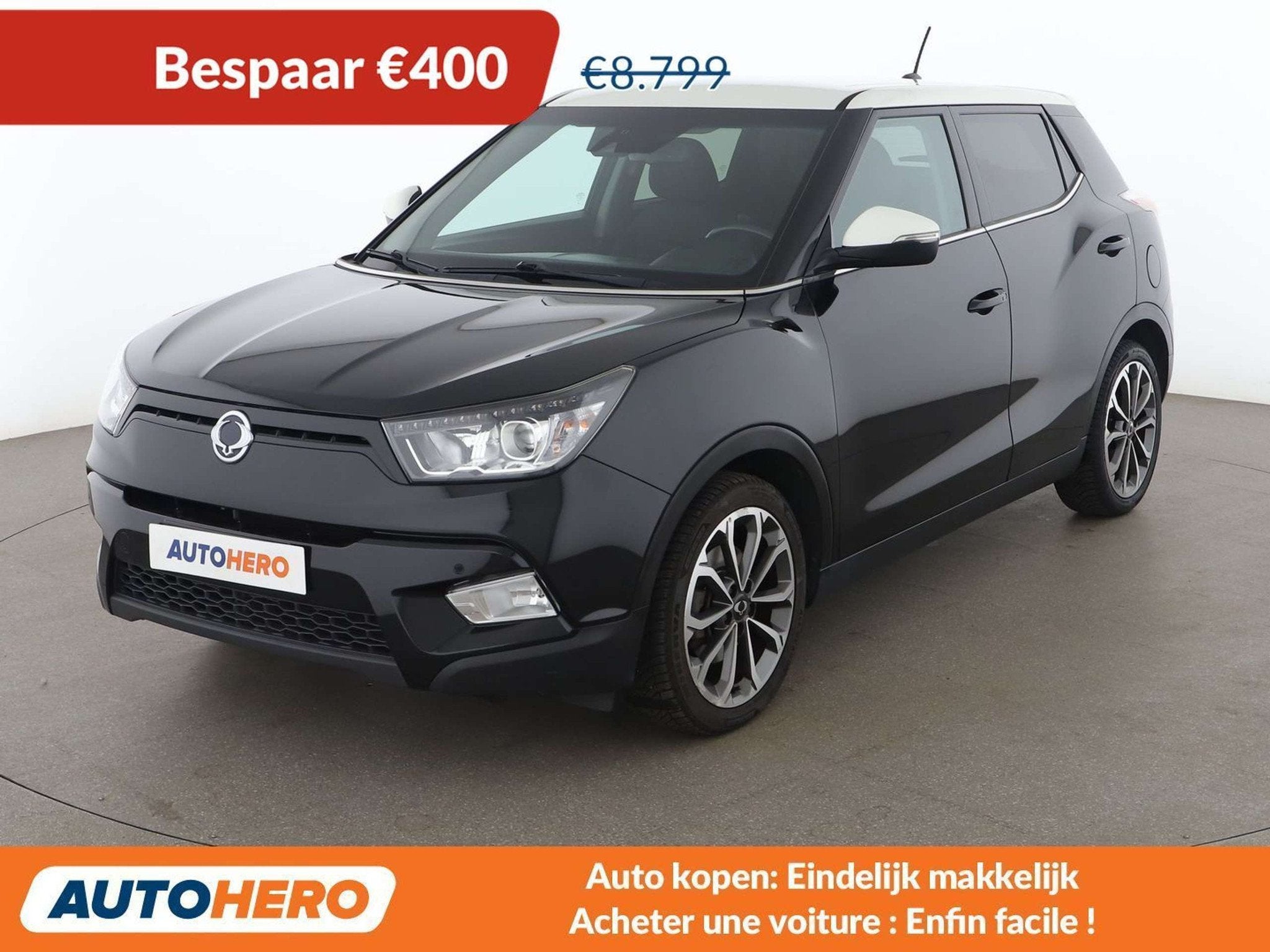 SsangYong Tivoli 1.6 Black+White 4x2 (bj 2017), Auto's, Stof, Gebruikt, Zwart, 128 pk