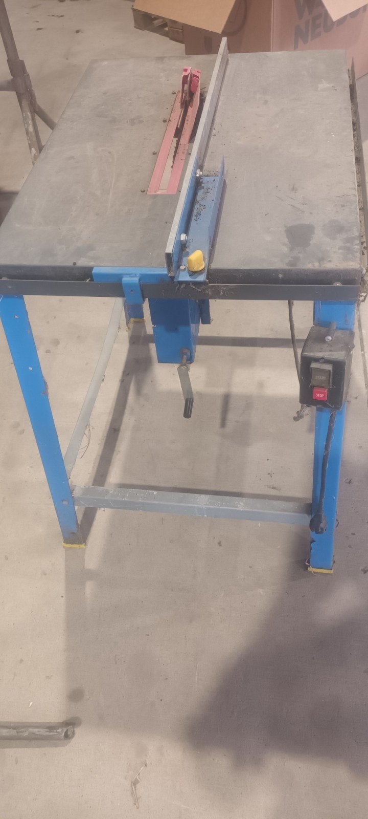 scie sur table, Enlèvement, Utilisé, Moins de 70 cm