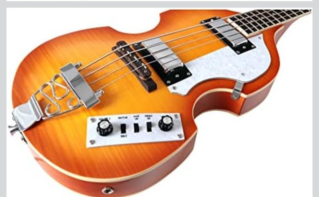 Nieuwe basgitaar, Muziek en Instrumenten, Snaarinstrumenten | Gitaren | Bas, Ophalen