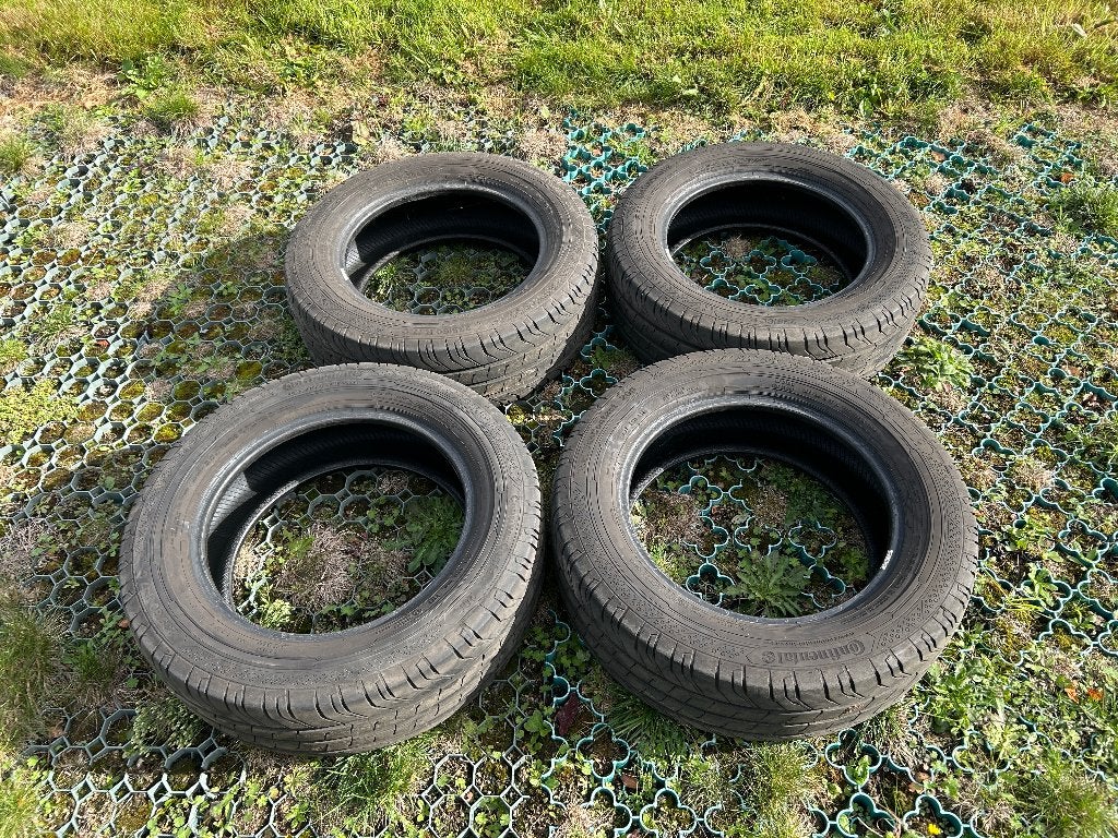 Set van 4 autobanden 235/60 R17 C 117/115R, Gebruikt, 17 inch, 235 mm, Band(en)