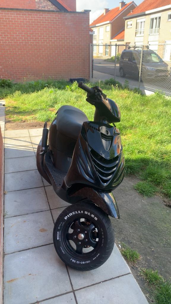 172 testbank afgesteld, Vélos & Vélomoteurs, Scooters | Piaggio, Enlèvement ou Envoi, Comme neuf, Zip