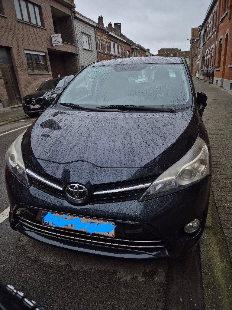 Toyota verso Skyview, Autos, Euro 5, Achat, 5 portes, Tissu