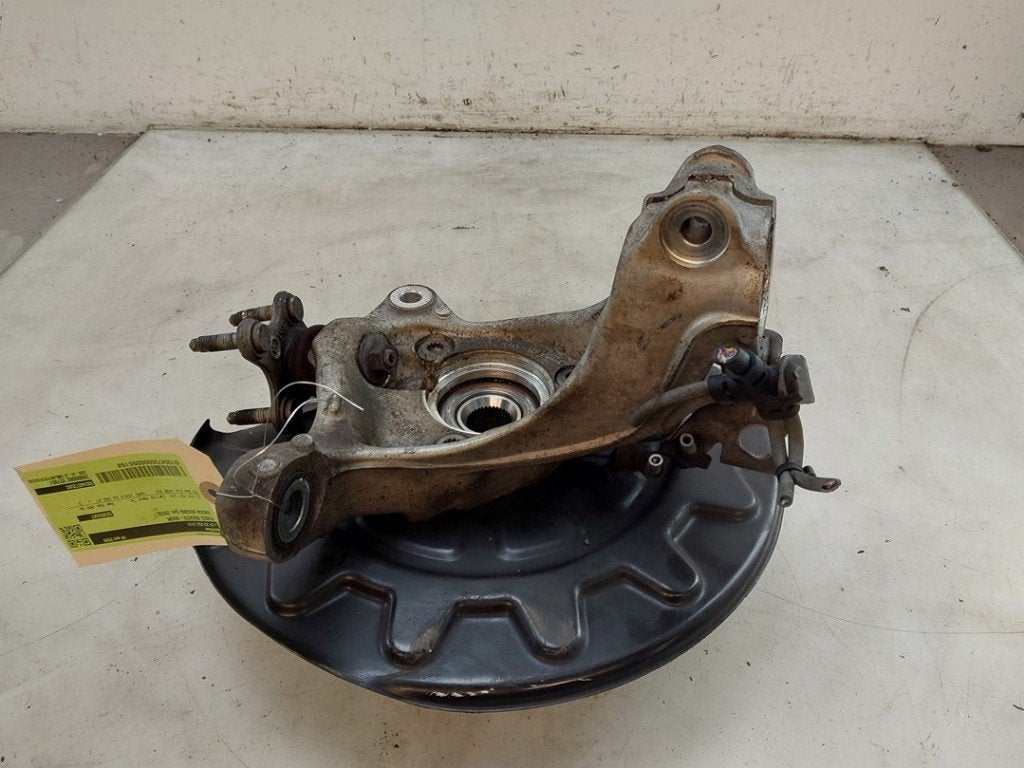 FUSEE AVANT DROITE Kodiaq (PSAC) (|5WA407258C|5WA407254C|), Utilisé, Info@skoda-auto.de, Skoda, Max-Planck-Straße  3-5
64331  Weiterstadt, DE