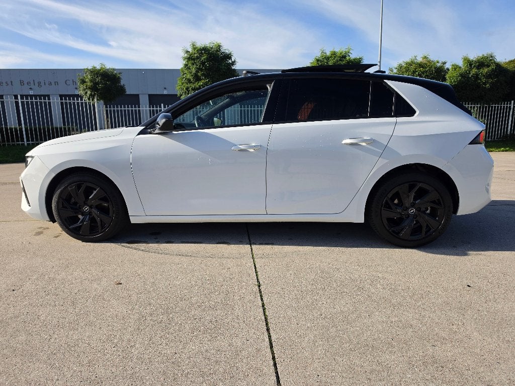 Opel Astra 1.5 Turbo GS-Line Automaat 2023 Pano + Garantie, Auto's, Automaat, Wit, Astra, Start-stop-systeem
