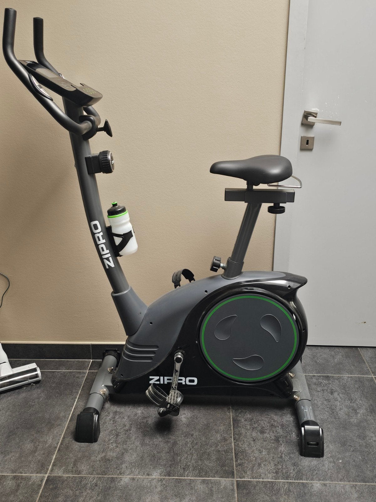Home trainer Zipro, Sport en Fitness, Ophalen, Zo goed als nieuw, Metaal, Benen
