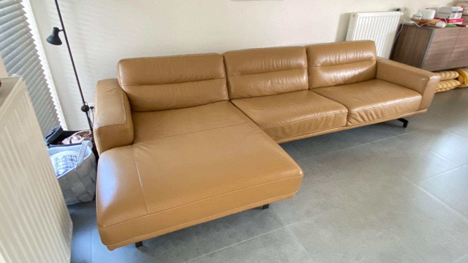 Hoekbank Natuzzi Editions - cognac volnerfleer, Huis en Inrichting, Ophalen, Zo goed als nieuw